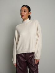 Pullover collo cratere cuciture Panna Vicolo 7AC7053;Pullover collo cratere cuciture Panna Vicolo 7AC7053 — foto 2;Pullover collo cratere cuciture Panna Vicolo 7AC7053 — foto 3;Pullover collo cratere cuciture Panna Vicolo 7AC7053 — foto 4