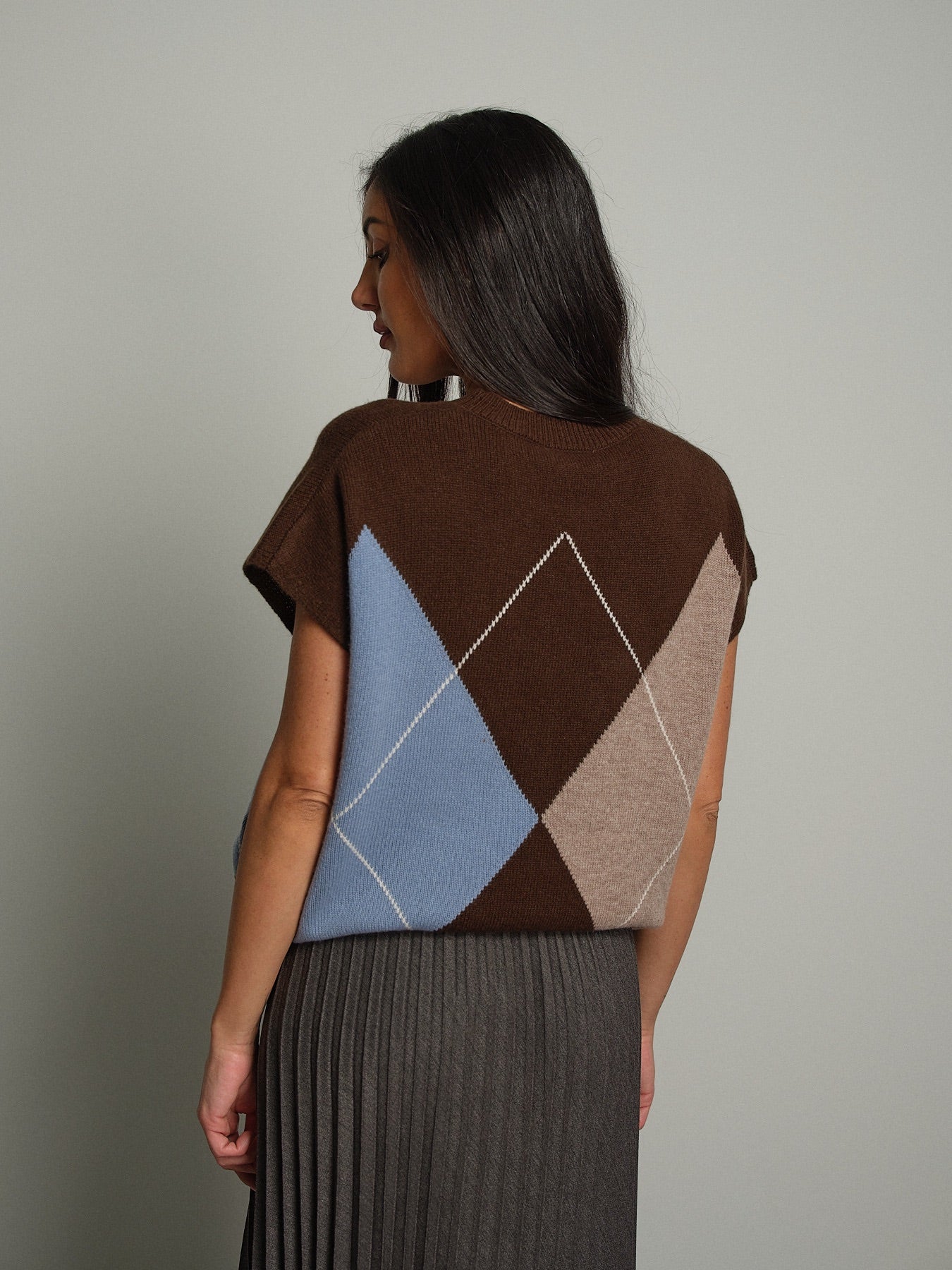 Gilet rombi lana Moro Vicolo 7AC7058;Gilet rombi lana Moro Vicolo 7AC7058 — foto 2;Gilet rombi lana Moro Vicolo 7AC7058 — foto 3;Gilet rombi lana Moro Vicolo 7AC7058 — foto 4;Gilet rombi lana Moro Vicolo 7AC7058 — foto 5