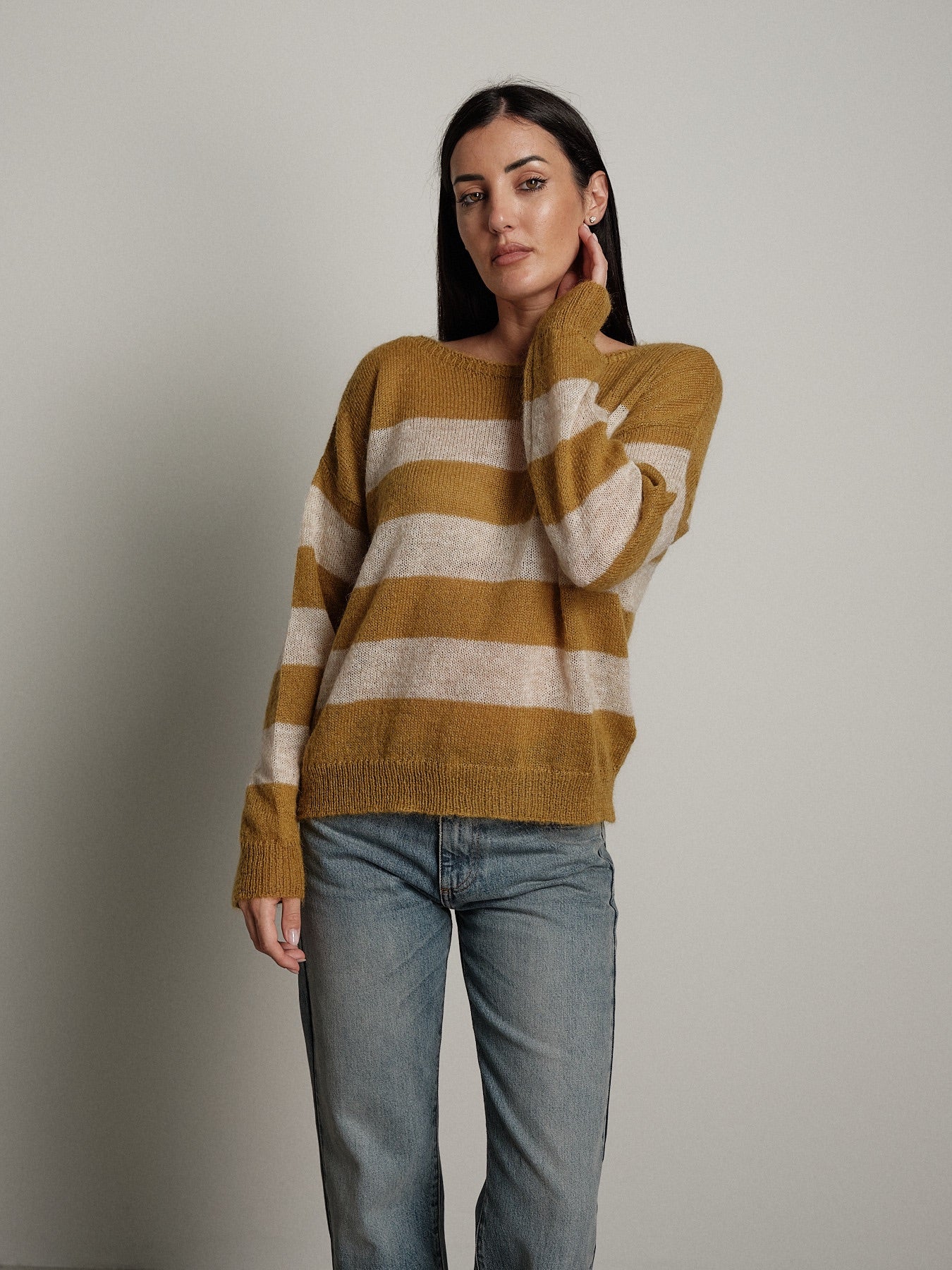 Pull riga mohair Ocra Vicolo 7AC7177;Pull riga mohair Ocra Vicolo 7AC7177 — foto 2;Pull riga mohair Ocra Vicolo 7AC7177 — foto 3;Pull riga mohair Ocra Vicolo 7AC7177 — foto 4;Pull riga mohair Ocra Vicolo 7AC7177 — foto 5;Pull riga mohair Ocra Vicolo 7AC7177 — foto 6