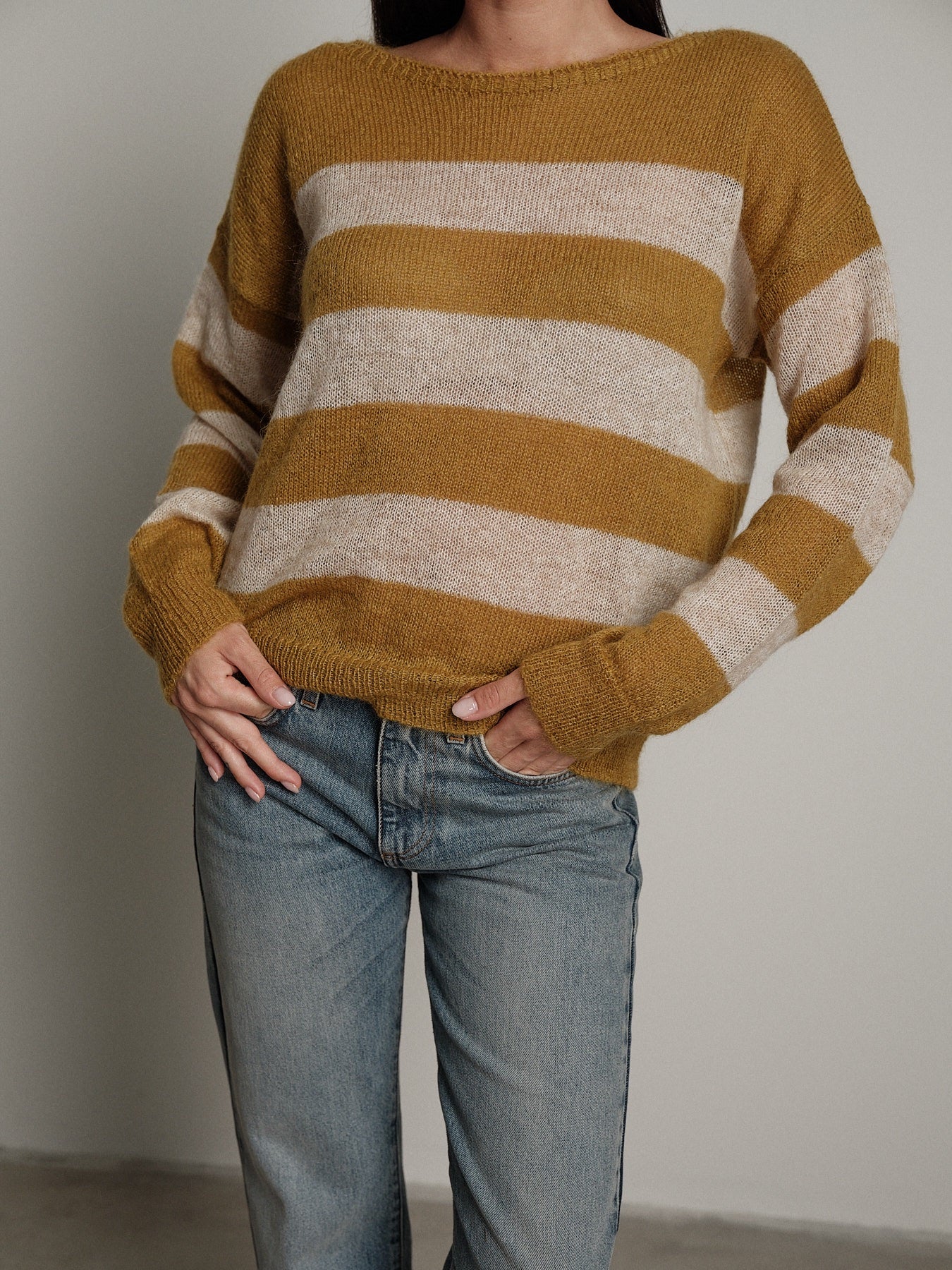 Pull riga mohair Ocra Vicolo 7AC7177;Pull riga mohair Ocra Vicolo 7AC7177 — foto 2;Pull riga mohair Ocra Vicolo 7AC7177 — foto 3;Pull riga mohair Ocra Vicolo 7AC7177 — foto 4;Pull riga mohair Ocra Vicolo 7AC7177 — foto 5;Pull riga mohair Ocra Vicolo 7AC7177 — foto 6