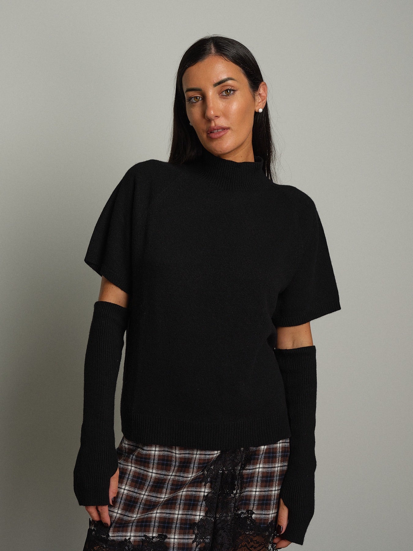 Pullover manicotto Nero Vicolo 7AC7190;Pullover manicotto Nero Vicolo 7AC7190 — foto 2;Pullover manicotto Nero Vicolo 7AC7190 — foto 3;Pullover manicotto Nero Vicolo 7AC7190 — foto 4;Pullover manicotto Nero Vicolo 7AC7190 — foto 5
