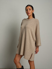 Abito in maglia pipistrello Beige Vicolo 7HC7195;Abito in maglia pipistrello Beige Vicolo 7HC7195 — foto 2;Abito in maglia pipistrello Beige Vicolo 7HC7195 — foto 3;Abito in maglia pipistrello Beige Vicolo 7HC7195 — foto 4;Abito in maglia pipistrello Beige Vicolo 7HC7195 — foto 5