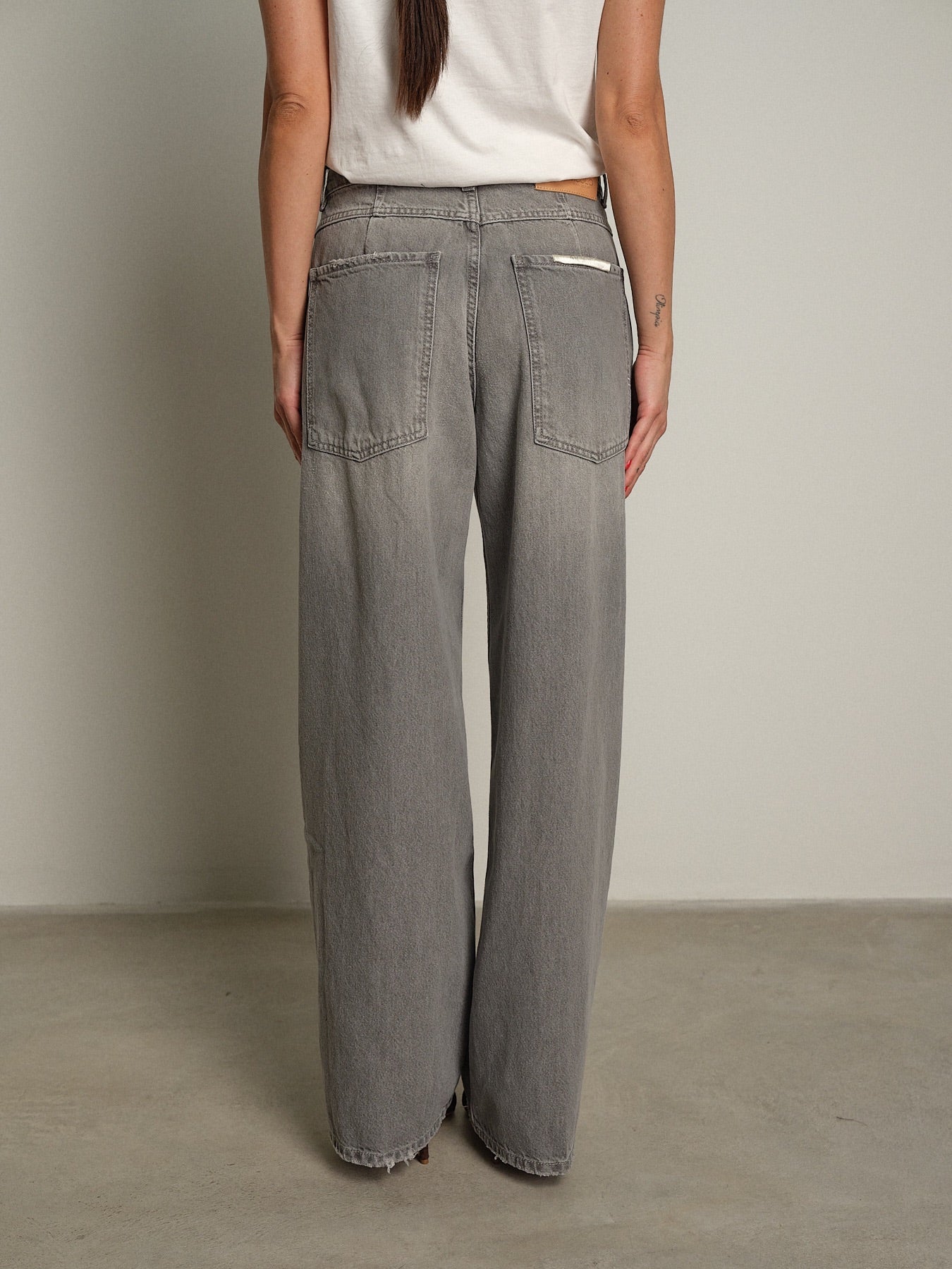Jeans mia Grigio Vicolo DAC5125;Jeans mia Grigio Vicolo DAC5125 — foto 2;Jeans mia Grigio Vicolo DAC5125 — foto 3;Jeans mia Grigio Vicolo DAC5125 — foto 4;Jeans mia Grigio Vicolo DAC5125 — foto 5;Jeans mia Grigio Vicolo DAC5125 — foto 6;Jeans mia Grigio Vicolo DAC5125 — foto 7;Jeans mia Grigio Vicolo DAC5125 — foto 8;Jeans mia Grigio Vicolo DAC5125 — foto 9