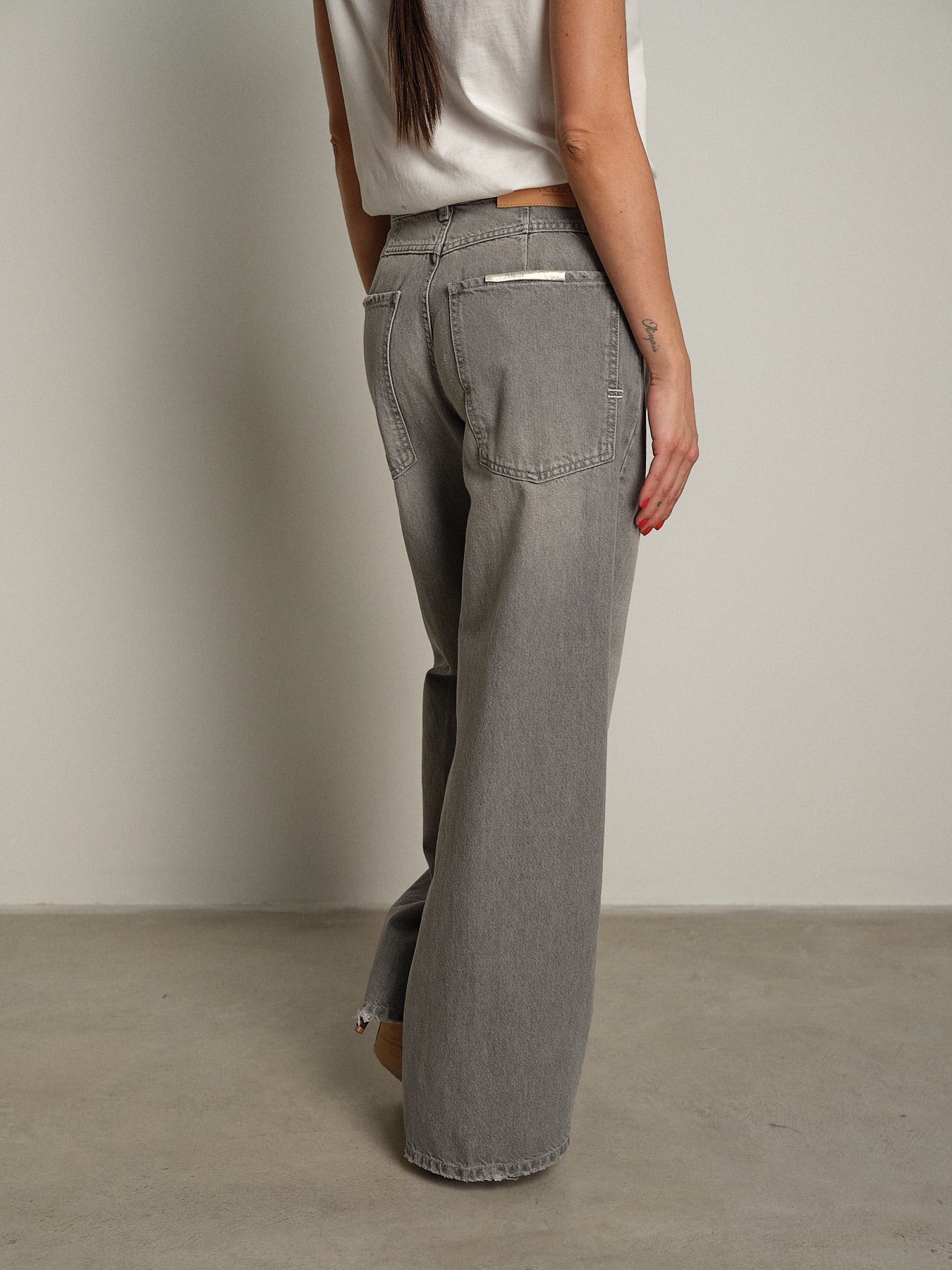 Jeans mia Grigio Vicolo DAC5125;Jeans mia Grigio Vicolo DAC5125 — foto 2;Jeans mia Grigio Vicolo DAC5125 — foto 3;Jeans mia Grigio Vicolo DAC5125 — foto 4;Jeans mia Grigio Vicolo DAC5125 — foto 5;Jeans mia Grigio Vicolo DAC5125 — foto 6;Jeans mia Grigio Vicolo DAC5125 — foto 7;Jeans mia Grigio Vicolo DAC5125 — foto 8;Jeans mia Grigio Vicolo DAC5125 — foto 9