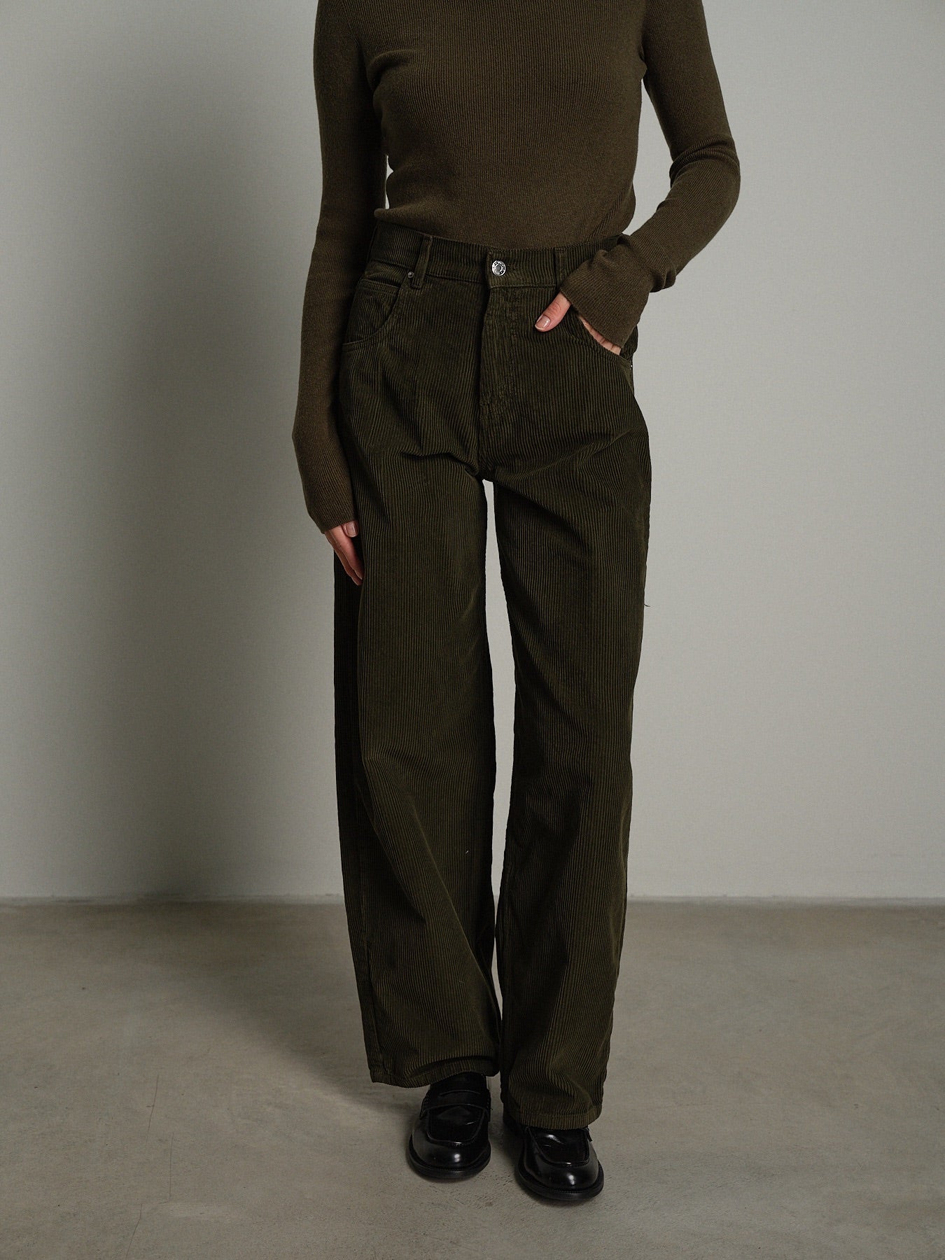 Pantalone mia rocciatore Verde-militare Vicolo DAC5303;Pantalone mia rocciatore Verde-militare Vicolo DAC5303 — foto 2;Pantalone mia rocciatore Verde-militare Vicolo DAC5303 — foto 3