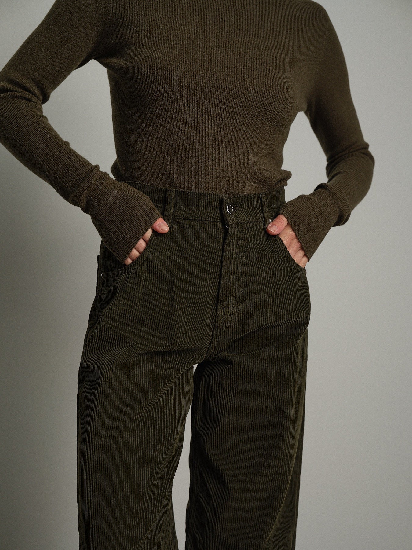 Pantalone mia rocciatore Verde-militare Vicolo DAC5303;Pantalone mia rocciatore Verde-militare Vicolo DAC5303 — foto 2;Pantalone mia rocciatore Verde-militare Vicolo DAC5303 — foto 3