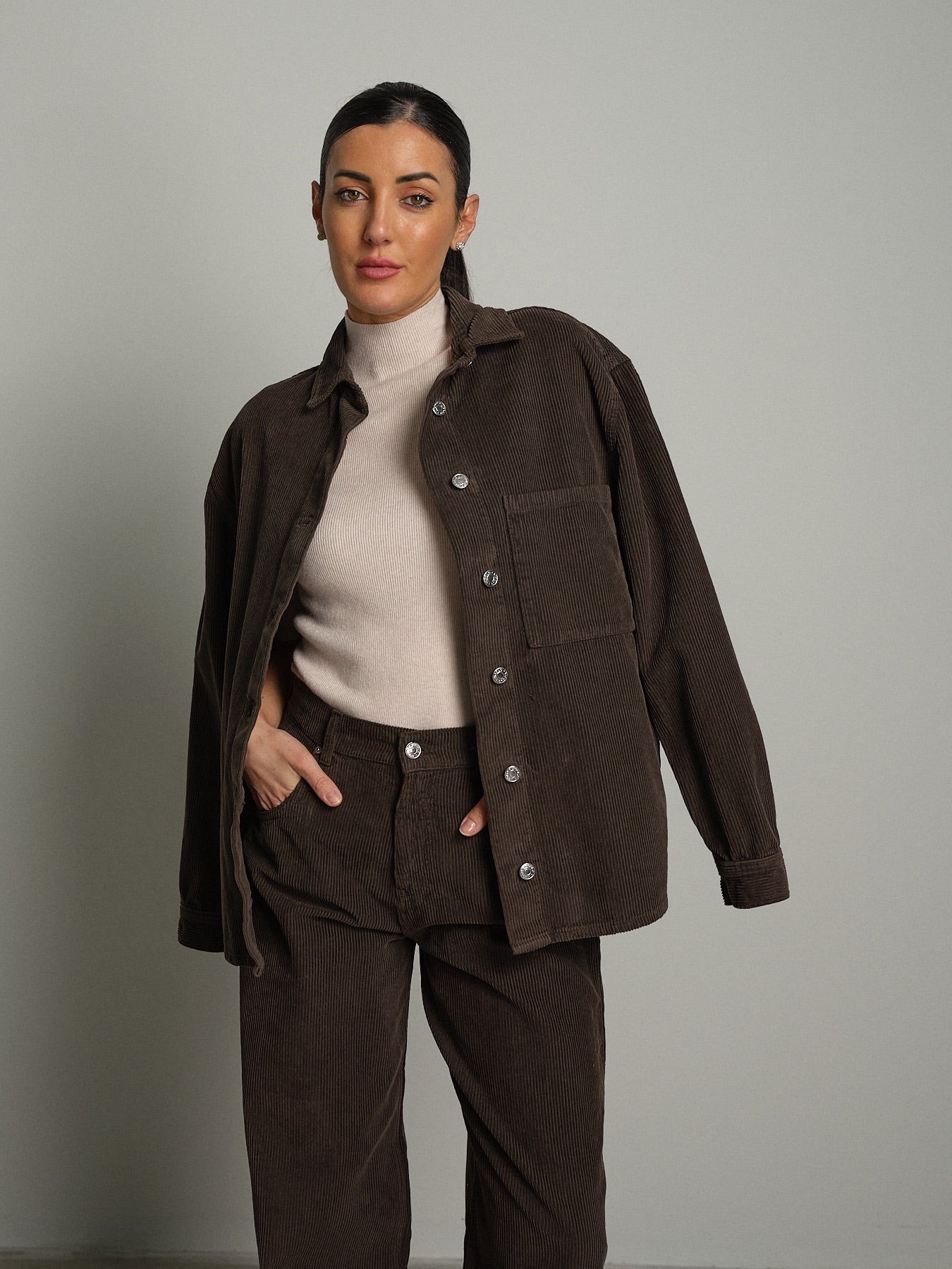 Camicia Clotilde rocciatore Moro Vicolo DAC5306;Camicia Clotilde rocciatore Moro Vicolo DAC5306 — foto 2;Camicia Clotilde rocciatore Moro Vicolo DAC5306 — foto 3;Camicia Clotilde rocciatore Moro Vicolo DAC5306 — foto 4;Camicia Clotilde rocciatore Moro Vicolo DAC5306 — foto 5