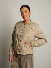 Piumino manica lunga Beige vicolo TAC0041;Piumino manica lunga Beige vicolo TAC0041 — foto 2;Piumino manica lunga Beige vicolo TAC0041 — foto 3;Piumino manica lunga Beige vicolo TAC0041 — foto 4;Piumino manica lunga Beige vicolo TAC0041 — foto 5;Piumino manica lunga Beige vicolo TAC0041 — foto 6;Piumino manica lunga Beige vicolo TAC0041 — foto 7