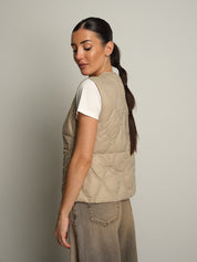 Gilet piumino Beige Vicolo TAC0042;Gilet piumino Beige Vicolo TAC0042 — foto 2;Gilet piumino Beige Vicolo TAC0042 — foto 3;Gilet piumino Beige Vicolo TAC0042 — foto 4;Gilet piumino Beige Vicolo TAC0042 — foto 5;Gilet piumino Beige Vicolo TAC0042 — foto 6