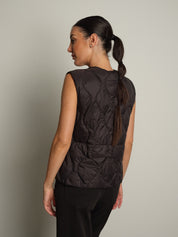 Gilet piumino Nero Vicolo TAC0042;Gilet piumino Nero Vicolo TAC0042 — foto 2;Gilet piumino Nero Vicolo TAC0042 — foto 3;Gilet piumino Nero Vicolo TAC0042 — foto 4;Gilet piumino Nero Vicolo TAC0042 — foto 5;Gilet piumino Nero Vicolo TAC0042 — foto 6;Gilet piumino Nero Vicolo TAC0042 — foto 7;Gilet piumino Nero Vicolo TAC0042 — foto 8;Gilet piumino Nero Vicolo TAC0042 — foto 9;Gilet piumino Nero Vicolo TAC0042 — foto 10