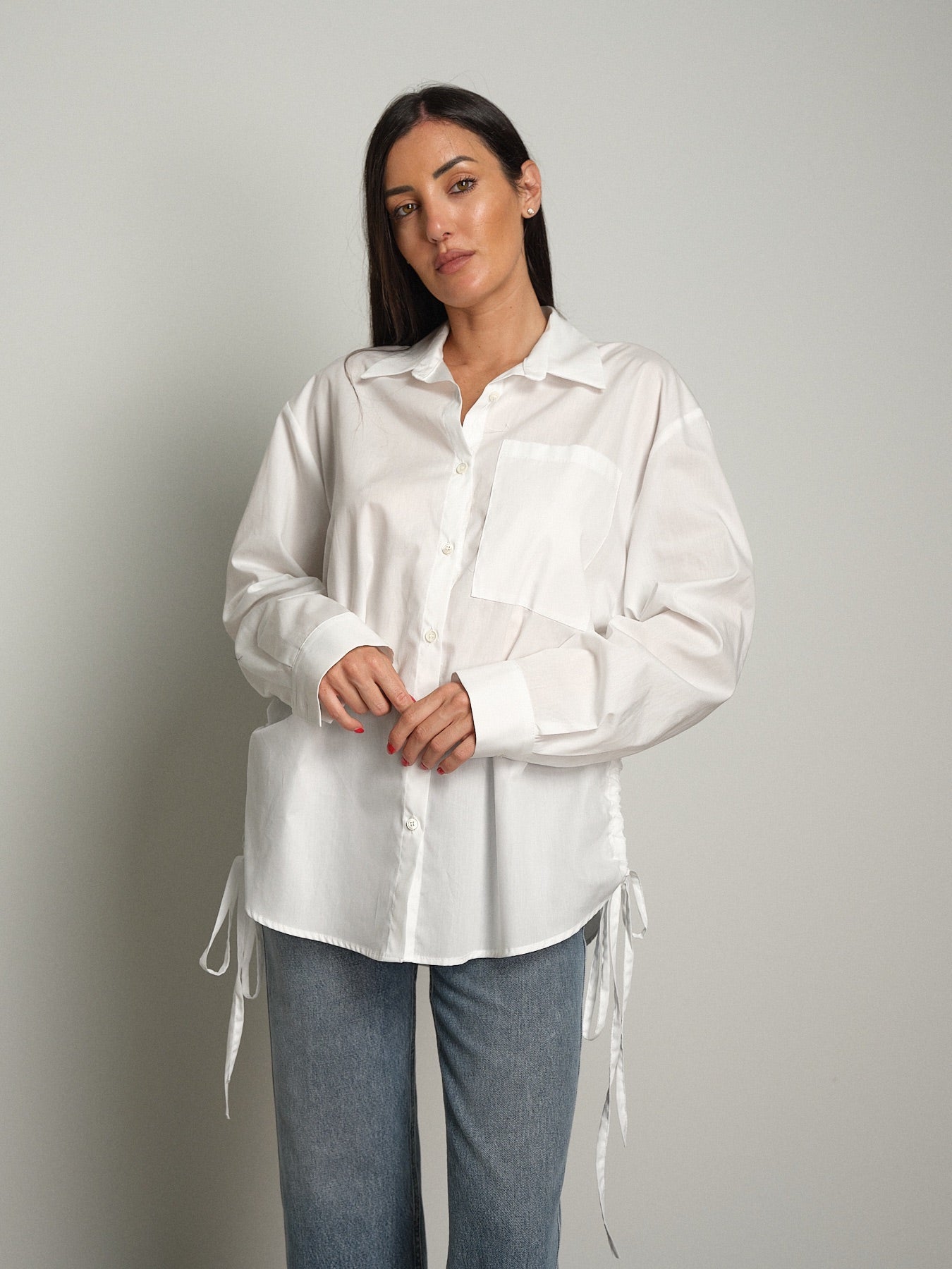 Camicia lacci laterali Bianco-ottico Vicolo TAC0191;Camicia lacci laterali Bianco-ottico Vicolo TAC0191 — foto 2;Camicia lacci laterali Bianco-ottico Vicolo TAC0191 — foto 3;Camicia lacci laterali Bianco-ottico Vicolo TAC0191 — foto 4;Camicia lacci laterali Bianco-ottico Vicolo TAC0191 — foto 5;Camicia lacci laterali Bianco-ottico Vicolo TAC0191 — foto 6;Camicia lacci laterali Bianco-ottico Vicolo TAC0191 — foto 7