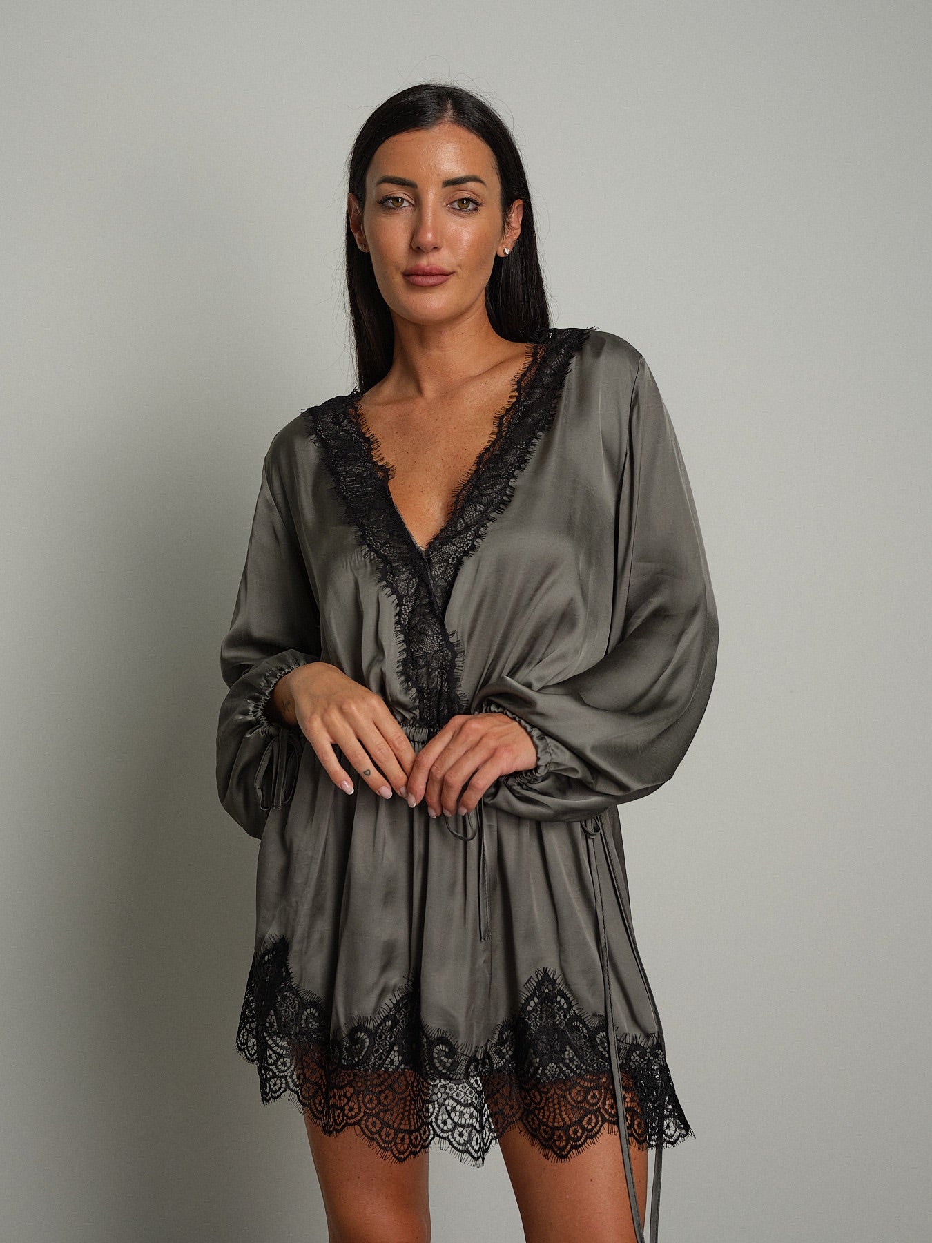 Abito lingerie Antracite Vicolo TAC0988;Abito lingerie Antracite Vicolo TAC0988 — foto 2;Abito lingerie Antracite Vicolo TAC0988 — foto 3;Abito lingerie Antracite Vicolo TAC0988 — foto 4;Abito lingerie Antracite Vicolo TAC0988 — foto 5;Abito lingerie Antracite Vicolo TAC0988 — foto 6;Abito lingerie Antracite Vicolo TAC0988 — foto 7