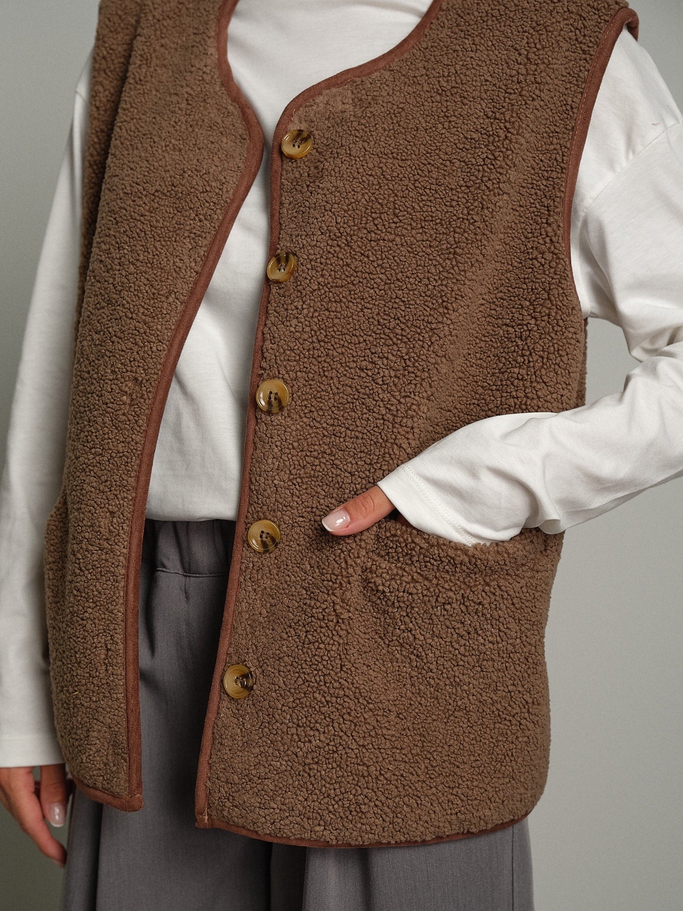 Gilet teddy Moro Vicolo TAC1287;Gilet teddy Moro Vicolo TAC1287 — foto 2;Gilet teddy Moro Vicolo TAC1287 — foto 3;Gilet teddy Moro Vicolo TAC1287 — foto 4;Gilet teddy Moro Vicolo TAC1287 — foto 5;Gilet teddy Moro Vicolo TAC1287 — foto 6