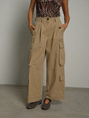 Pantalone cargo Beige Vicolo TAC1290;Pantalone cargo Beige Vicolo TAC1290 — foto 2;Pantalone cargo Beige Vicolo TAC1290 — foto 3;Pantalone cargo Beige Vicolo TAC1290 — foto 4;Pantalone cargo Beige Vicolo TAC1290 — foto 5;Pantalone cargo Beige Vicolo TAC1290 — foto 6;Pantalone cargo Beige Vicolo TAC1290 — foto 7