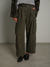 Pantalone cargo Verde-militare Vicolo TAC1290;Pantalone cargo Verde-militare Vicolo TAC1290 — foto 2;Pantalone cargo Verde-militare Vicolo TAC1290 — foto 3;Pantalone cargo Verde-militare Vicolo TAC1290 — foto 4;Pantalone cargo Verde-militare Vicolo TAC1290 — foto 5