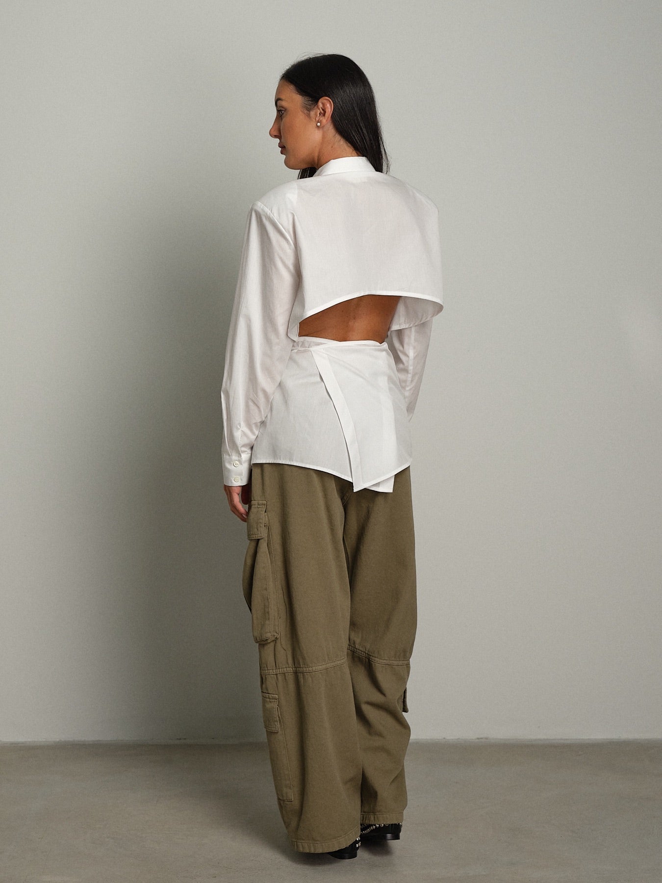 Camicia cut out Bianco-ottico Vicolo TAC1291;Camicia cut out Bianco-ottico Vicolo TAC1291 — foto 2;Camicia cut out Bianco-ottico Vicolo TAC1291 — foto 3;Camicia cut out Bianco-ottico Vicolo TAC1291 — foto 4;Camicia cut out Bianco-ottico Vicolo TAC1291 — foto 5