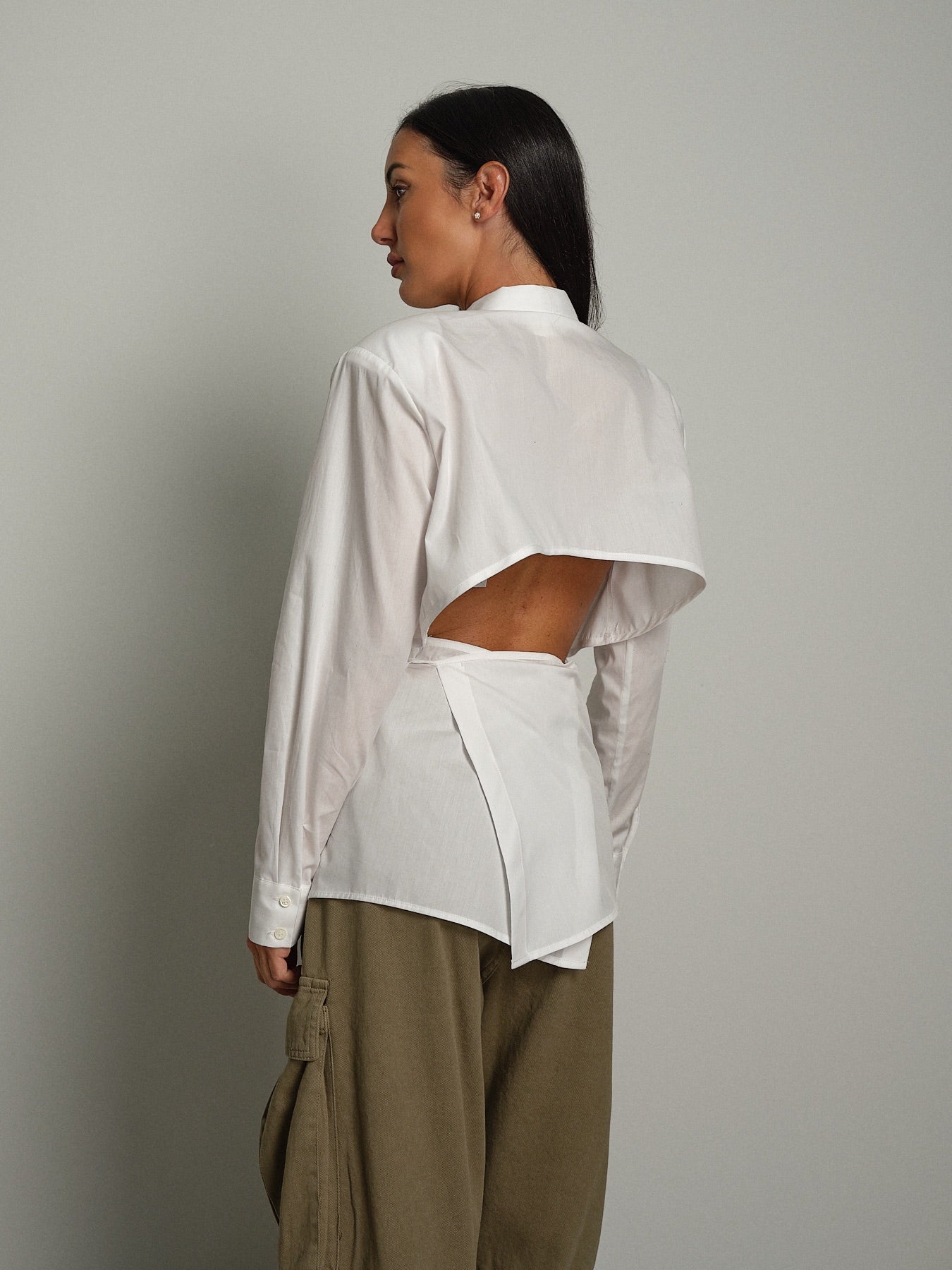 Camicia cut out Bianco-ottico Vicolo TAC1291;Camicia cut out Bianco-ottico Vicolo TAC1291 — foto 2;Camicia cut out Bianco-ottico Vicolo TAC1291 — foto 3;Camicia cut out Bianco-ottico Vicolo TAC1291 — foto 4;Camicia cut out Bianco-ottico Vicolo TAC1291 — foto 5