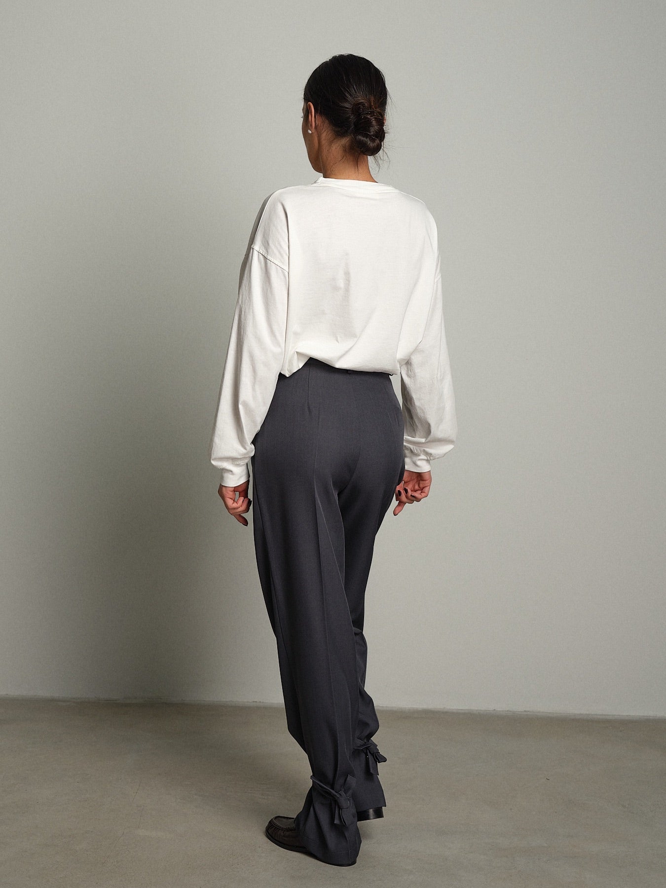 Pantalone laccio fondo Antracite Vicolo TAC1515;Pantalone laccio fondo Antracite Vicolo TAC1515 — foto 2;Pantalone laccio fondo Antracite Vicolo TAC1515 — foto 3;Pantalone laccio fondo Antracite Vicolo TAC1515 — foto 4