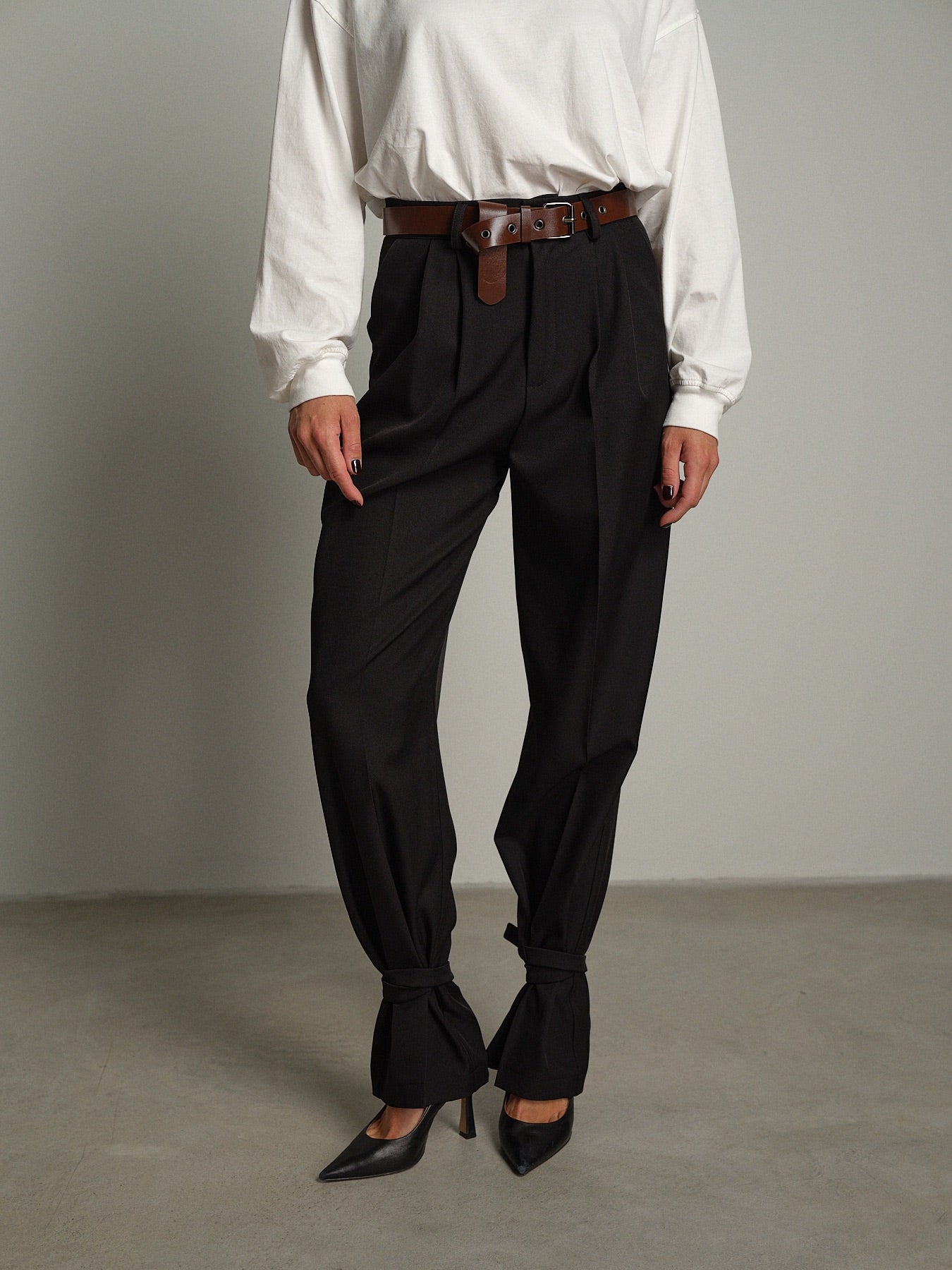 Pantalone laccio fondo Nero Vicolo TAC1515;Pantalone laccio fondo Nero Vicolo TAC1515 — foto 2;Pantalone laccio fondo Nero Vicolo TAC1515 — foto 3;Pantalone laccio fondo Nero Vicolo TAC1515 — foto 4;Pantalone laccio fondo Nero Vicolo TAC1515 — foto 5;Pantalone laccio fondo Nero Vicolo TAC1515 — foto 6;Pantalone laccio fondo Nero Vicolo TAC1515 — foto 7