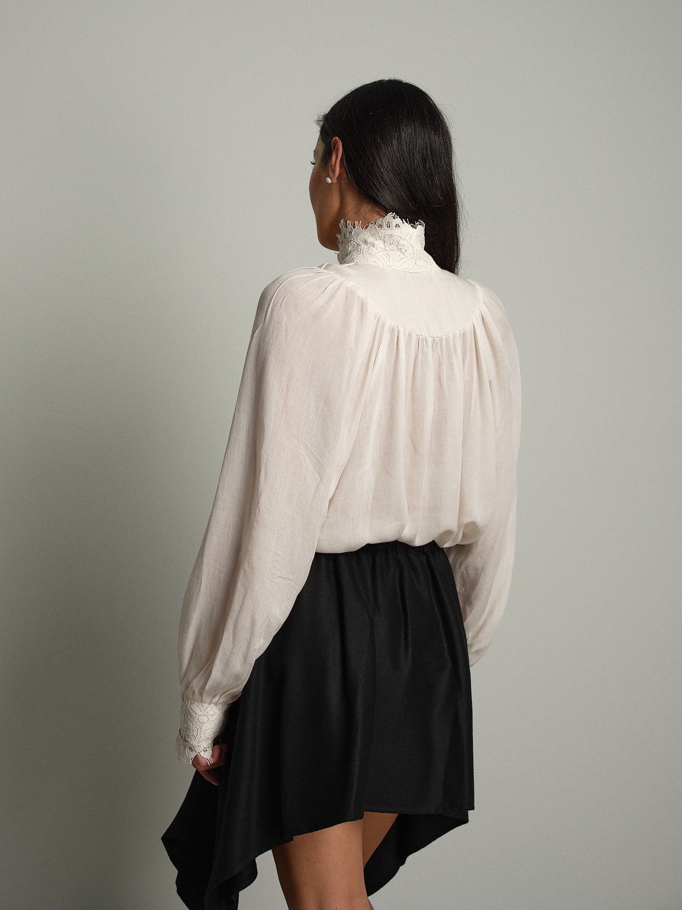 Gonna finta camicia misto lana Nero Vicolo TAC1681;Gonna finta camicia misto lana Nero Vicolo TAC1681 — foto 2;Gonna finta camicia misto lana Nero Vicolo TAC1681 — foto 3;Gonna finta camicia misto lana Nero Vicolo TAC1681 — foto 4;Gonna finta camicia misto lana Nero Vicolo TAC1681 — foto 5