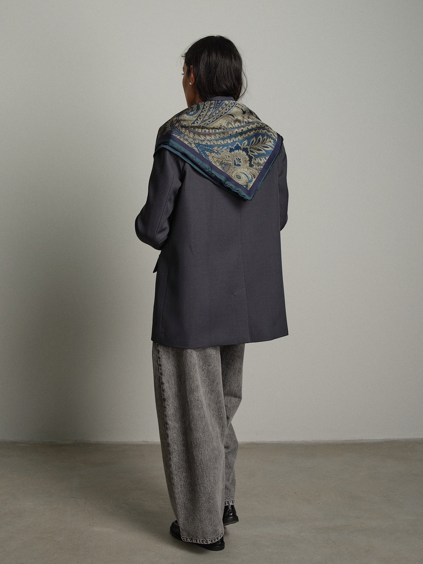 Giacca over foulard Antracite Vicolo TAC1691;Giacca over foulard Antracite Vicolo TAC1691 — foto 2;Giacca over foulard Antracite Vicolo TAC1691 — foto 3;Giacca over foulard Antracite Vicolo TAC1691 — foto 4