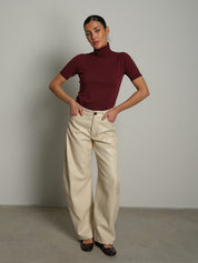 Pantalone ecopelle barrel Burro Vicolo TAC1708;Pantalone ecopelle barrel Burro Vicolo TAC1708 — foto 2;Pantalone ecopelle barrel Burro Vicolo TAC1708 — foto 3;Pantalone ecopelle barrel Burro Vicolo TAC1708 — foto 4;Pantalone ecopelle barrel Burro Vicolo TAC1708 — foto 5
