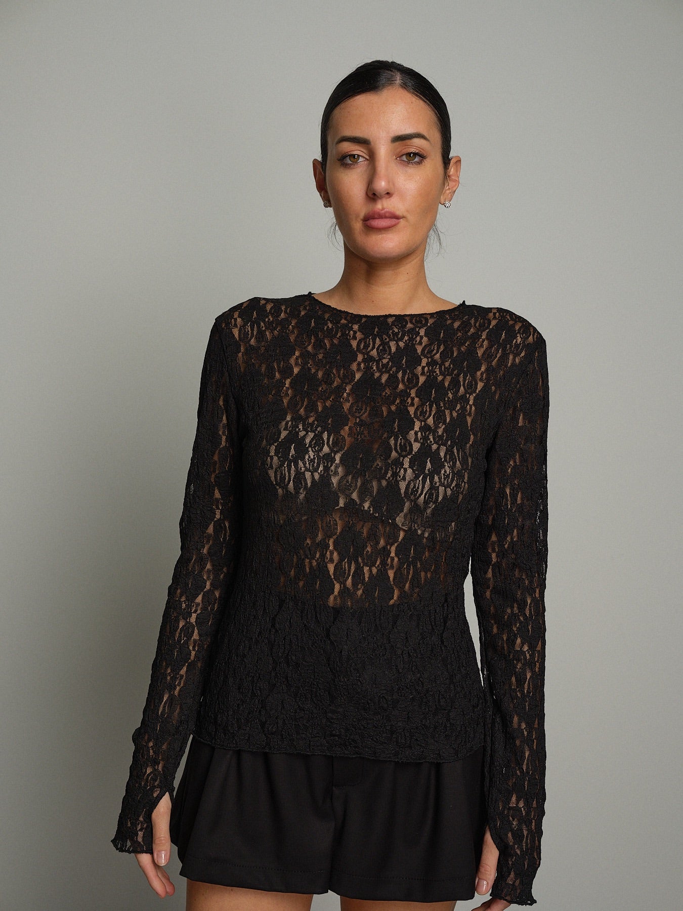 Maglia girocollo pizzo Nero Vicolo TAC1750;Maglia girocollo pizzo Nero Vicolo TAC1750 — foto 2;Maglia girocollo pizzo Nero Vicolo TAC1750 — foto 3;Maglia girocollo pizzo Nero Vicolo TAC1750 — foto 4;Maglia girocollo pizzo Nero Vicolo TAC1750 — foto 5
