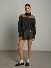 Camicia crop spalle tulle Nero Vicolo TAC1752;Camicia crop spalle tulle Nero Vicolo TAC1752 — foto 2;Camicia crop spalle tulle Nero Vicolo TAC1752 — foto 3;Camicia crop spalle tulle Nero Vicolo TAC1752 — foto 4;Camicia crop spalle tulle Nero Vicolo TAC1752 — foto 5