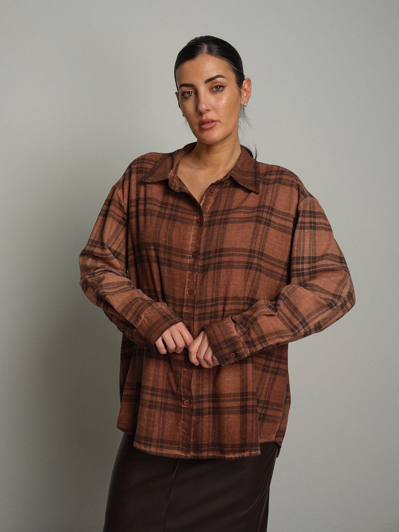 Camicia slavata check Bruciato Vicolo TAC1759;Camicia slavata check Bruciato Vicolo TAC1759 — foto 2;Camicia slavata check Bruciato Vicolo TAC1759 — foto 3;Camicia slavata check Bruciato Vicolo TAC1759 — foto 4;Camicia slavata check Bruciato Vicolo TAC1759 — foto 5