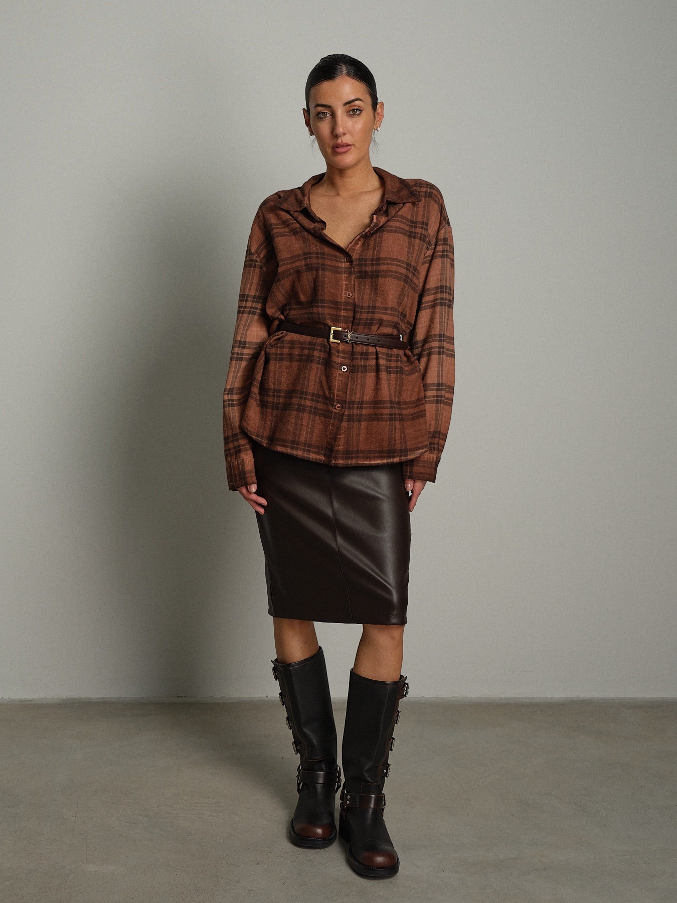 Camicia slavata check Bruciato Vicolo TAC1759;Camicia slavata check Bruciato Vicolo TAC1759 — foto 2;Camicia slavata check Bruciato Vicolo TAC1759 — foto 3;Camicia slavata check Bruciato Vicolo TAC1759 — foto 4;Camicia slavata check Bruciato Vicolo TAC1759 — foto 5