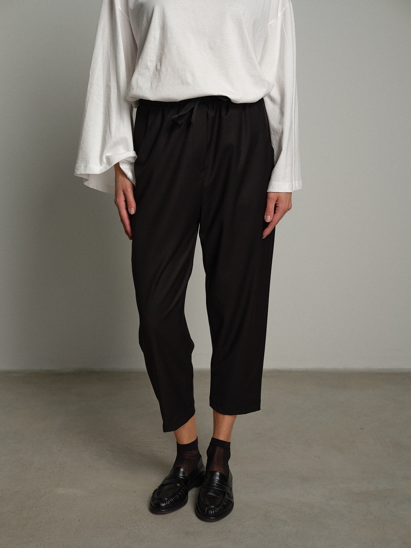 Pantalone coulisse Nero Vicolo TAC1782;Pantalone coulisse Nero Vicolo TAC1782 — foto 2;Pantalone coulisse Nero Vicolo TAC1782 — foto 3;Pantalone coulisse Nero Vicolo TAC1782 — foto 4;Pantalone coulisse Nero Vicolo TAC1782 — foto 5