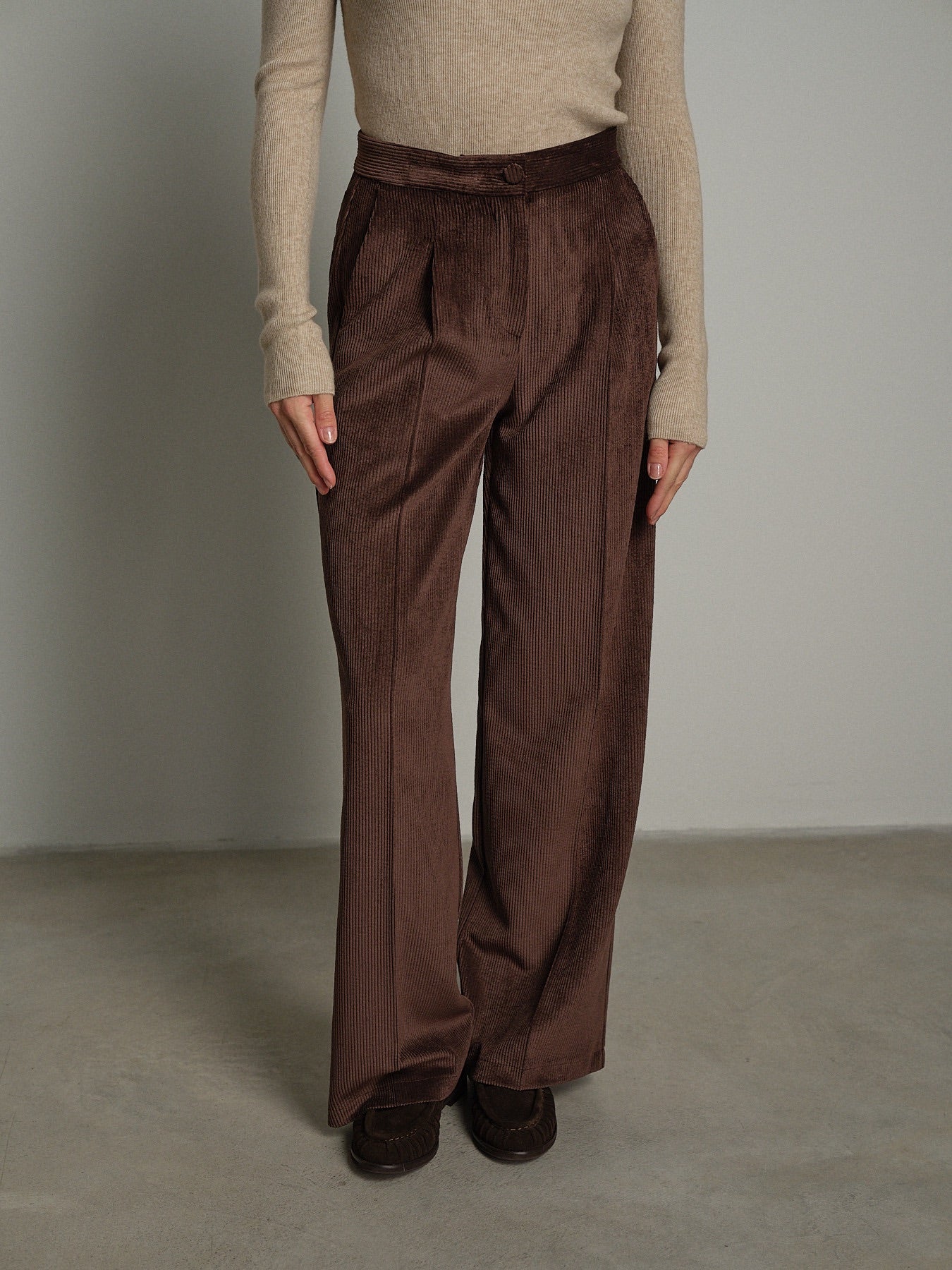 Pantalone eli velluto Moro Vicolo TAC1879;Pantalone eli velluto Moro Vicolo TAC1879 — foto 2;Pantalone eli velluto Moro Vicolo TAC1879 — foto 3;Pantalone eli velluto Moro Vicolo TAC1879 — foto 4