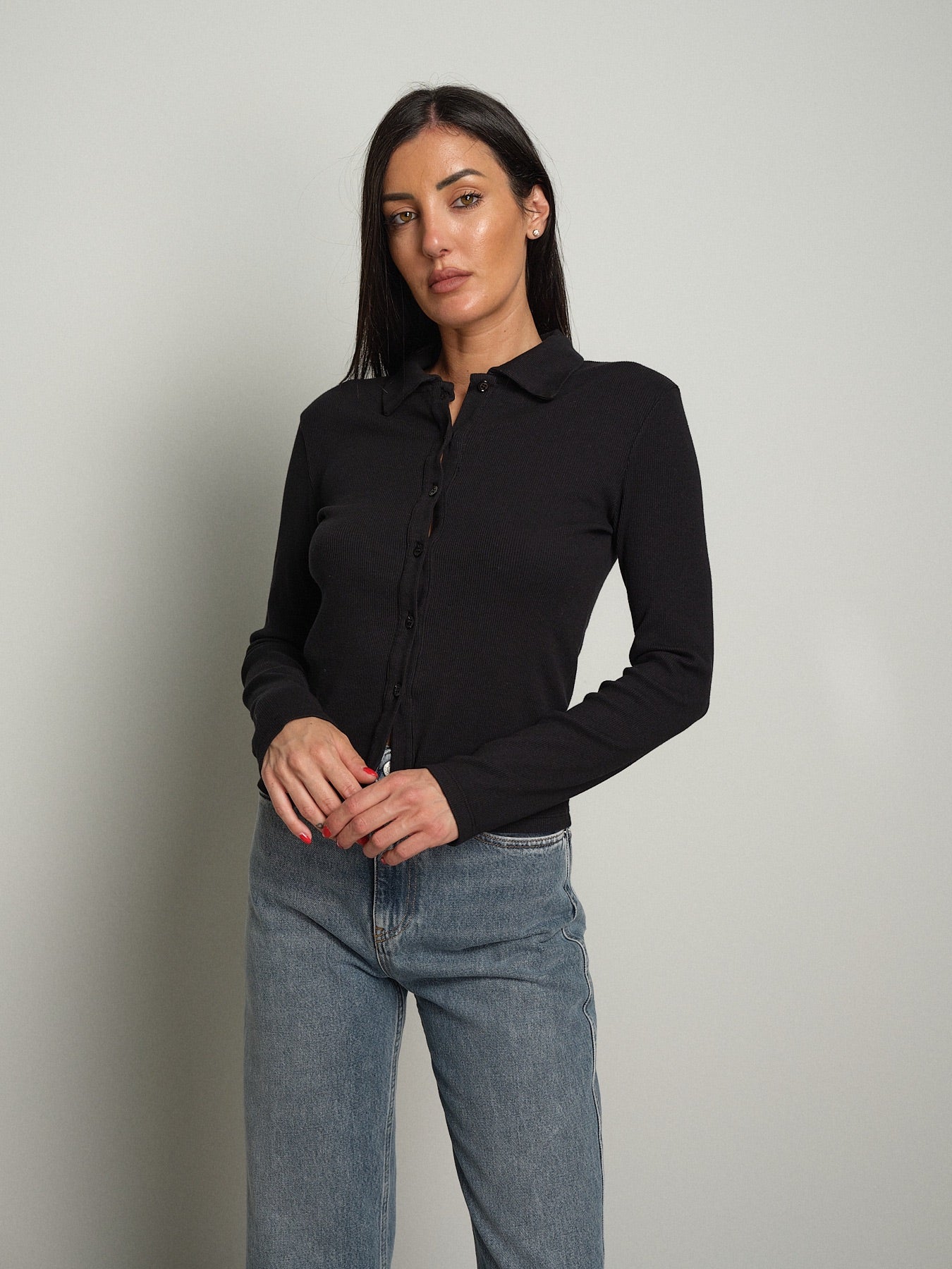 Cardigan costina bottoni colletto Nero Vicolo UAC0082;Cardigan costina bottoni colletto Nero Vicolo UAC0082 — foto 2;Cardigan costina bottoni colletto Nero Vicolo UAC0082 — foto 3;Cardigan costina bottoni colletto Nero Vicolo UAC0082 — foto 4;Cardigan costina bottoni colletto Nero Vicolo UAC0082 — foto 5
