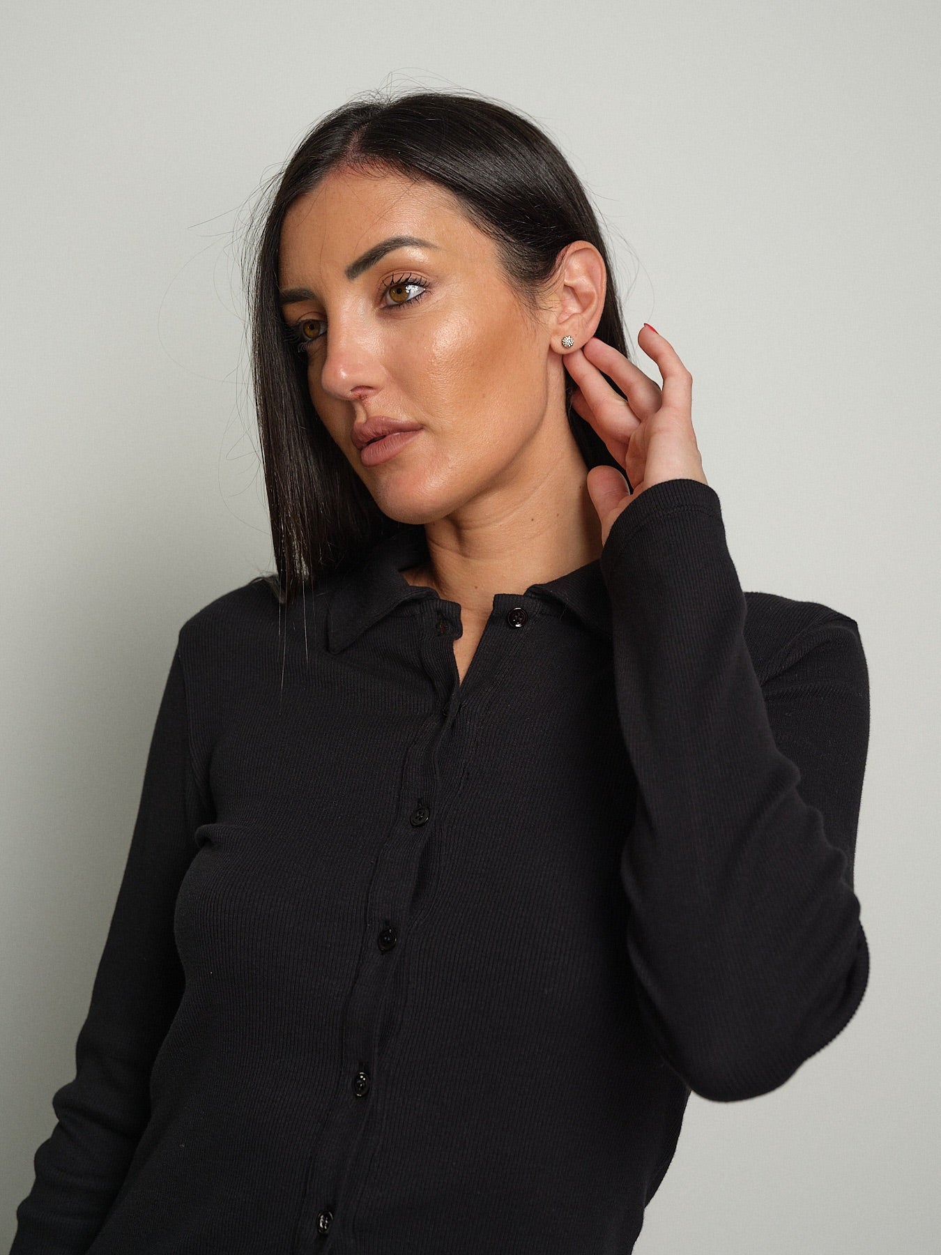 Cardigan costina bottoni colletto Nero Vicolo UAC0082;Cardigan costina bottoni colletto Nero Vicolo UAC0082 — foto 2;Cardigan costina bottoni colletto Nero Vicolo UAC0082 — foto 3;Cardigan costina bottoni colletto Nero Vicolo UAC0082 — foto 4;Cardigan costina bottoni colletto Nero Vicolo UAC0082 — foto 5