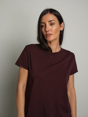 T-shirt slim basica Bordeaux Vicolo UAC0083;T-shirt slim basica Bordeaux Vicolo UAC0083 — foto 2;T-shirt slim basica Bordeaux Vicolo UAC0083 — foto 3