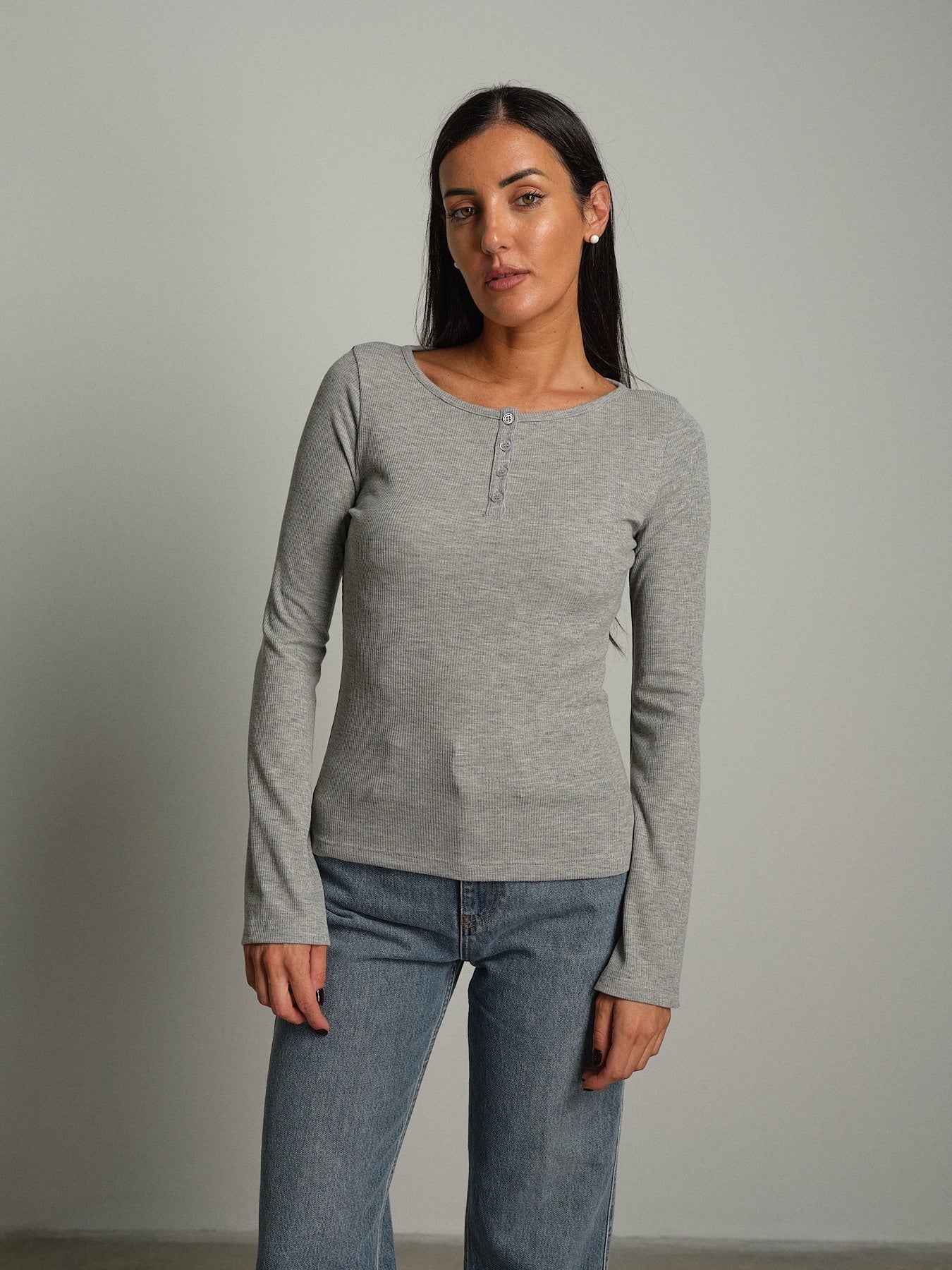 Maglia serafino manica ampia Grigio-perla Vicolo UAC0136;Maglia serafino manica ampia Grigio-perla Vicolo UAC0136 — foto 2;Maglia serafino manica ampia Grigio-perla Vicolo UAC0136 — foto 3