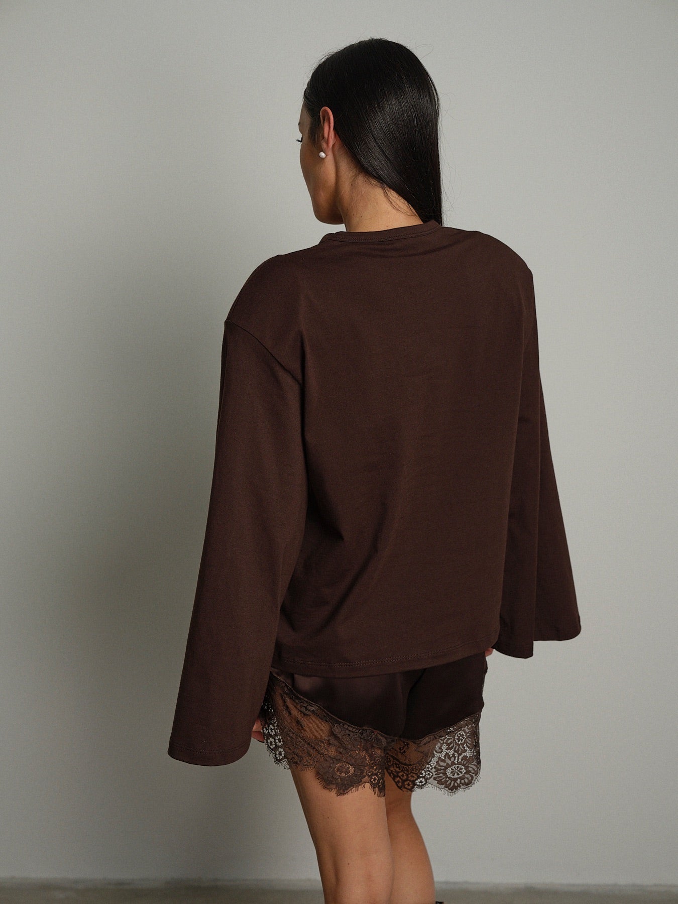 Maglia spalle imbottite manica ampia Moro Vicolo UAC0177;Maglia spalle imbottite manica ampia Moro Vicolo UAC0177 — foto 2;Maglia spalle imbottite manica ampia Moro Vicolo UAC0177 — foto 3;Maglia spalle imbottite manica ampia Moro Vicolo UAC0177 — foto 4
