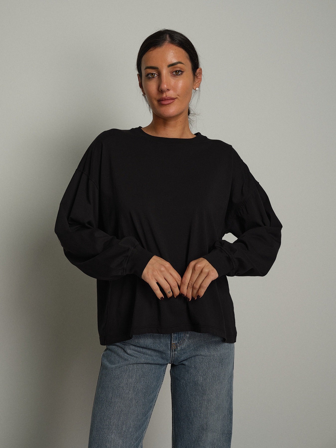 Maglia manica polsino Nero Vicolo UAC0179;Maglia manica polsino Nero Vicolo UAC0179 — foto 2;Maglia manica polsino Nero Vicolo UAC0179 — foto 3