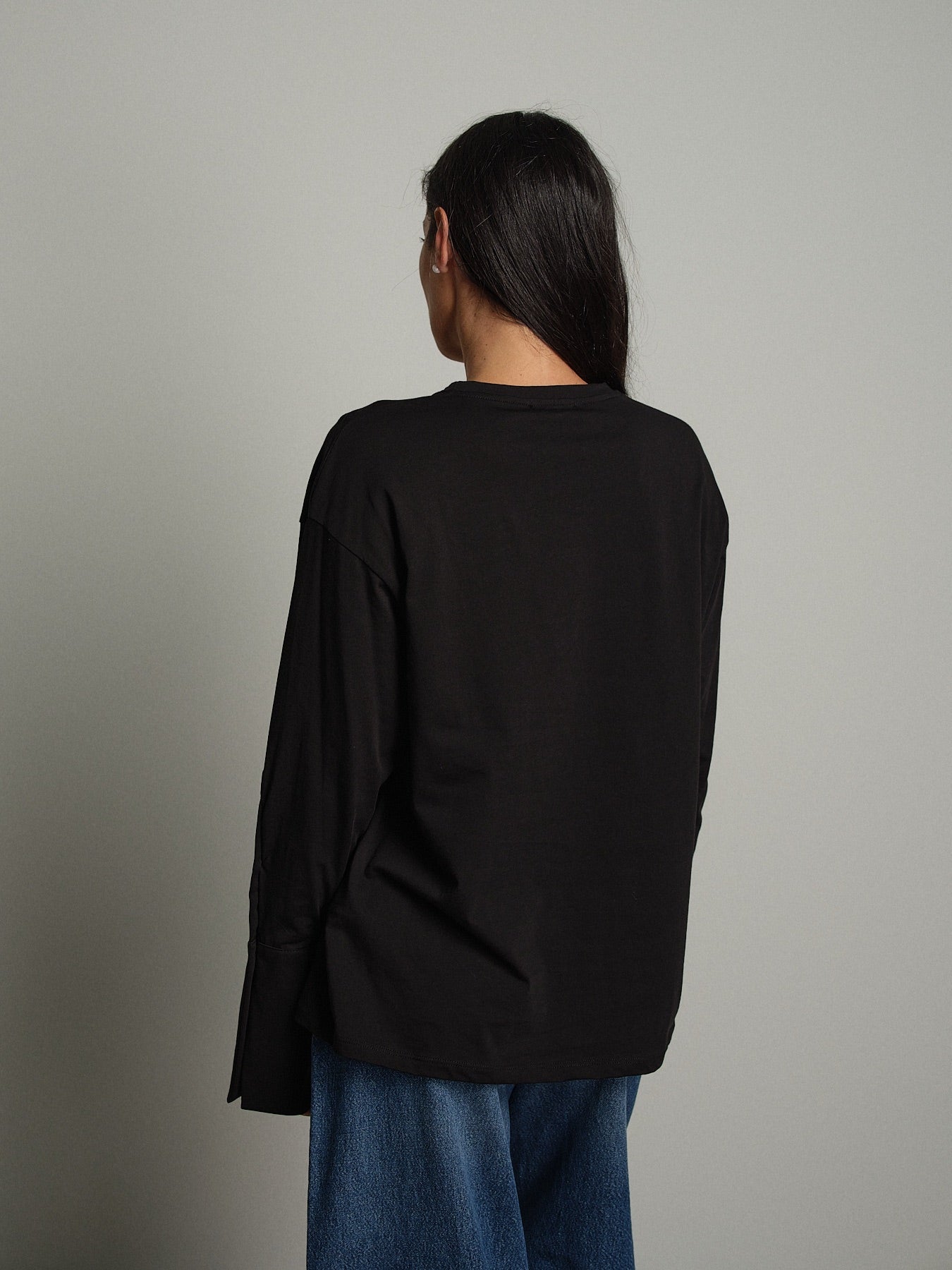 Maglia dettaglio manica Nero Vicolo UAC0201;Maglia dettaglio manica Nero Vicolo UAC0201 — foto 2;Maglia dettaglio manica Nero Vicolo UAC0201 — foto 3