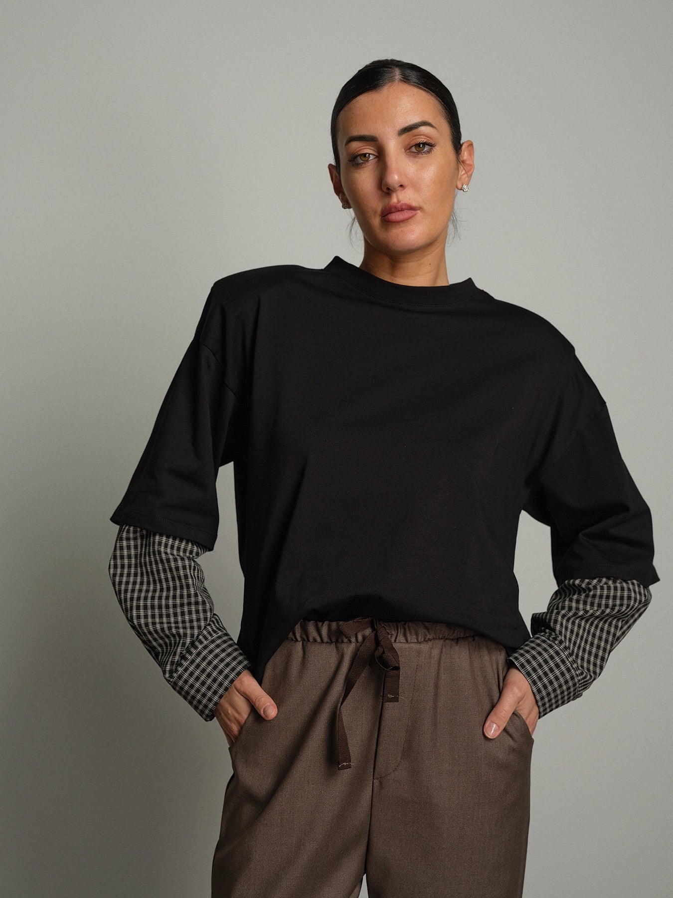 T-shirt manica camicia over Nero Vicolo UAC0222;T-shirt manica camicia over Nero Vicolo UAC0222 — foto 2;T-shirt manica camicia over Nero Vicolo UAC0222 — foto 3;T-shirt manica camicia over Nero Vicolo UAC0222 — foto 4;T-shirt manica camicia over Nero Vicolo UAC0222 — foto 5