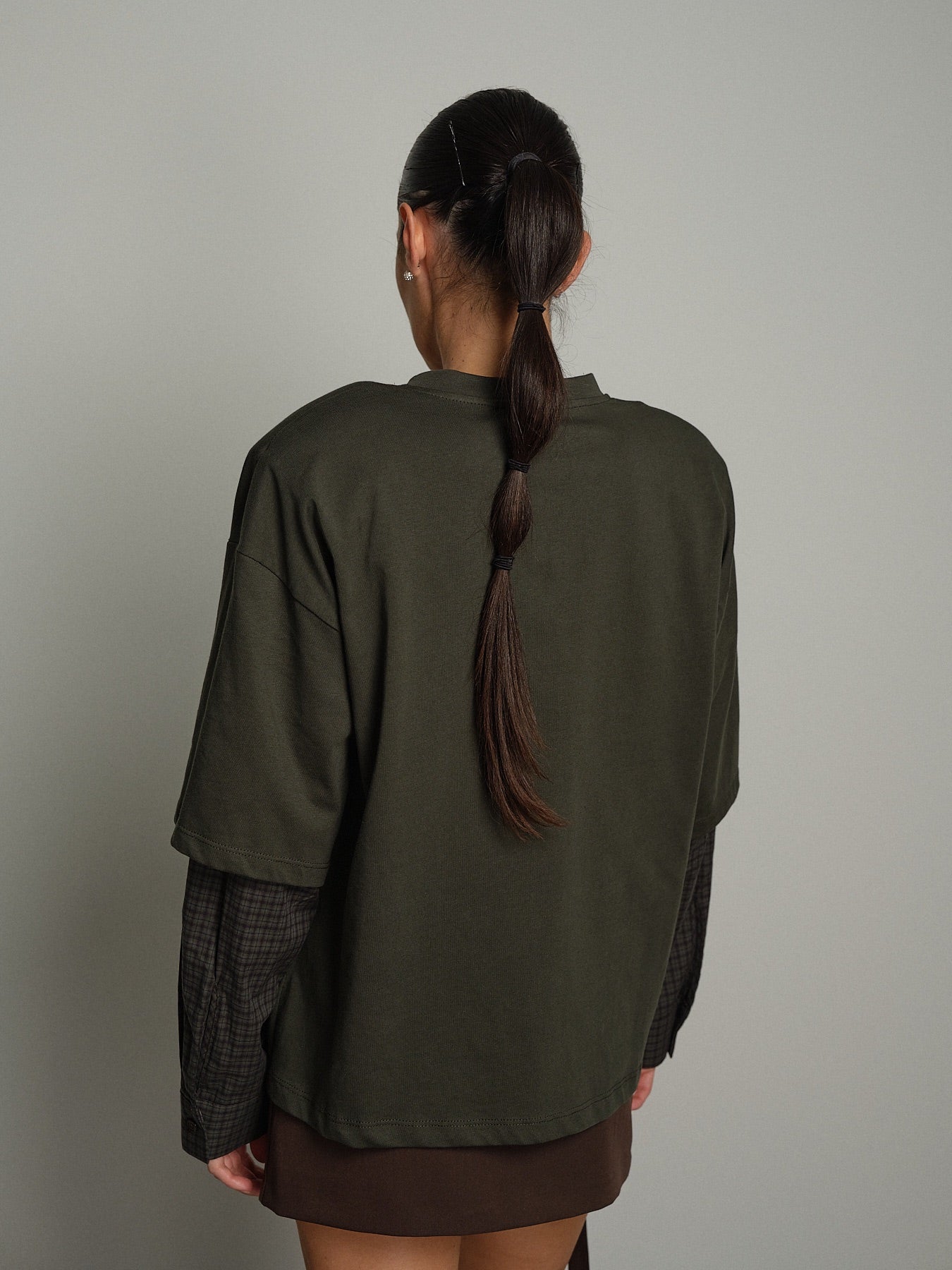 T-shirt manica camicia over Verde-militare Vicolo UAC0227;T-shirt manica camicia over Verde-militare Vicolo UAC0227 — foto 2;T-shirt manica camicia over Verde-militare Vicolo UAC0227 — foto 3;T-shirt manica camicia over Verde-militare Vicolo UAC0227 — foto 4